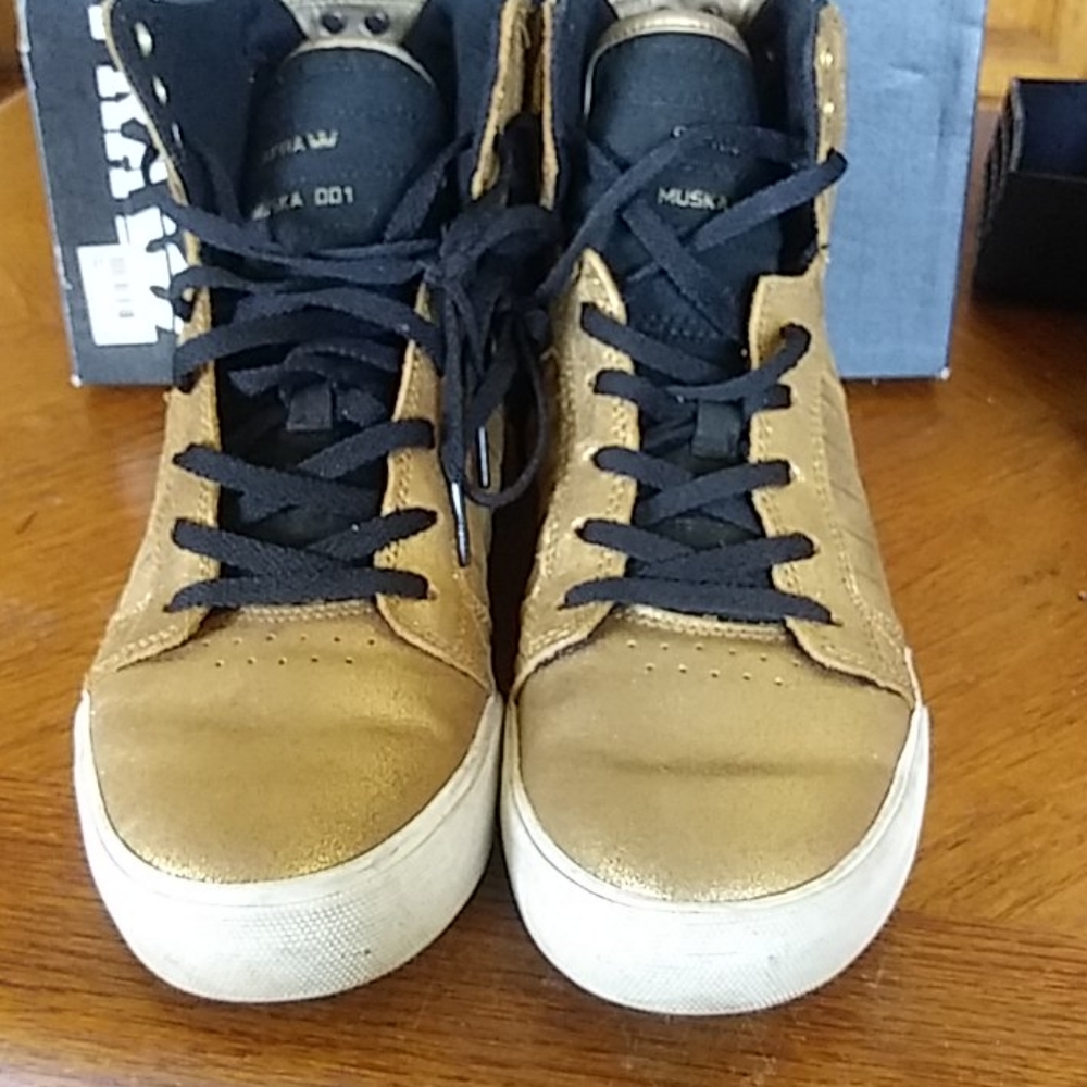 Supra